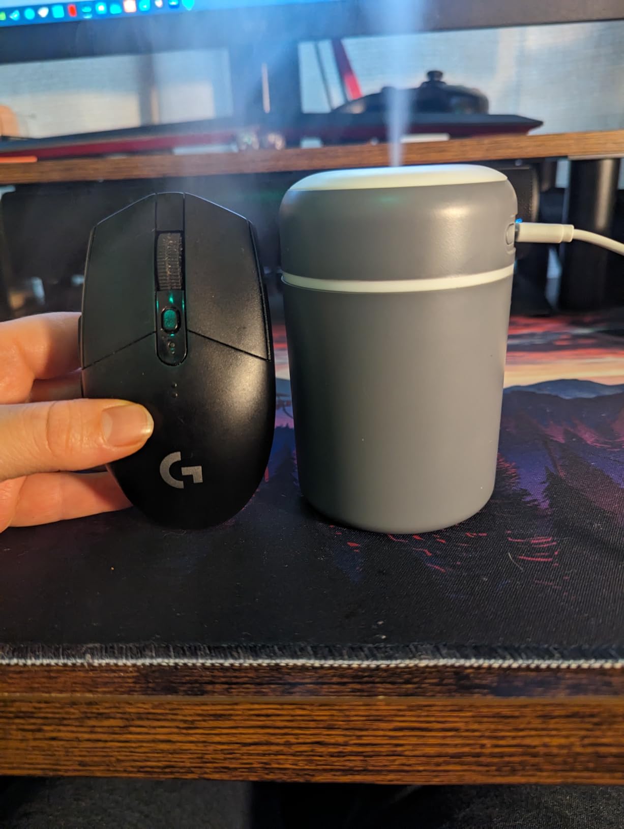 Portable Mini Humidifier, Colorful Volcanic Texture, 300mL Cool Mist Humidifier, USB Powered, Auto Shut-Off. Perfect for Bedroom, Office & Car. customer photo 2