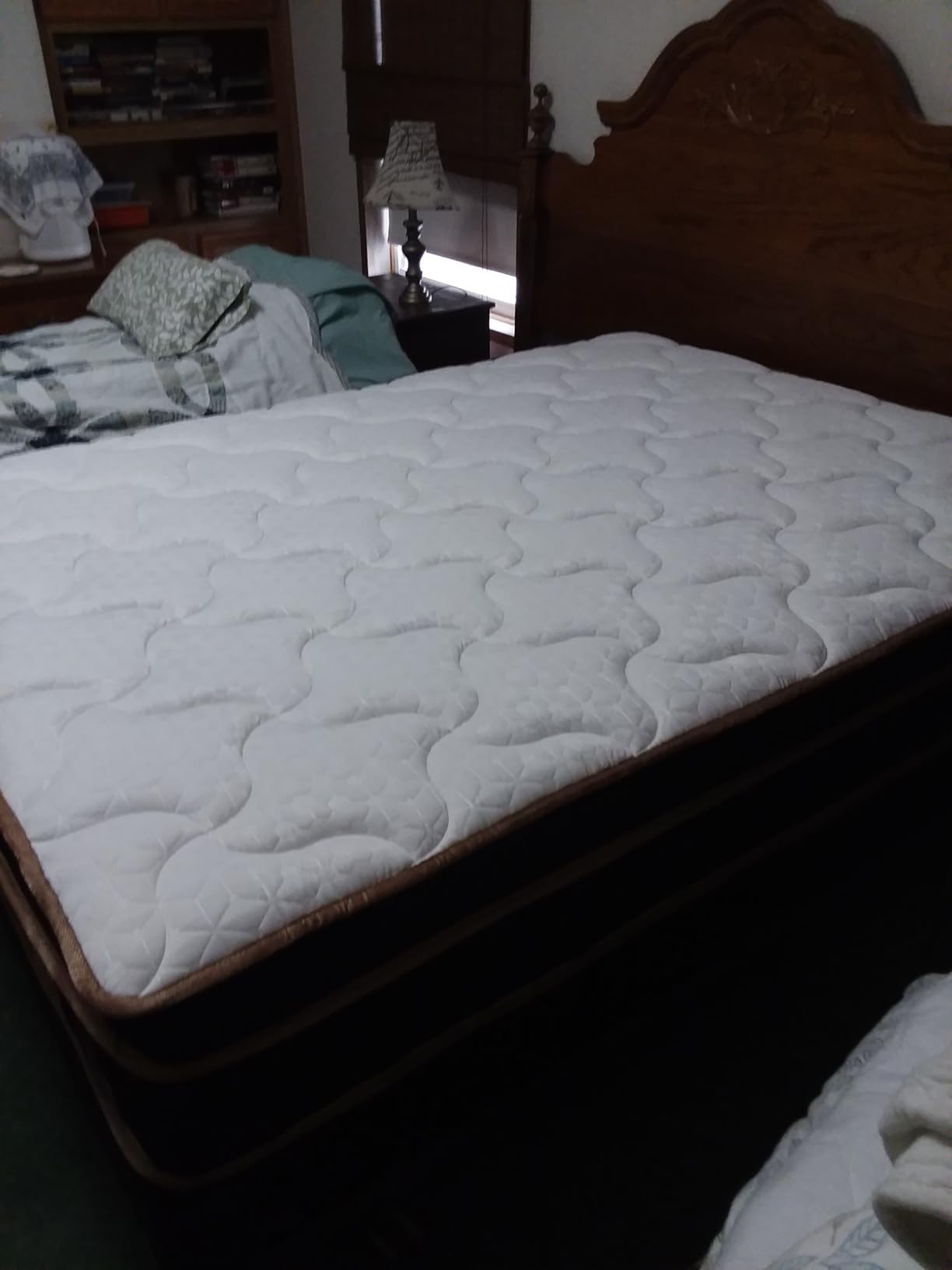 Firm Queen Mattress 14 Inch, Luxury Hotel Cooling Hybrid Mattress in a Box customer photo 2