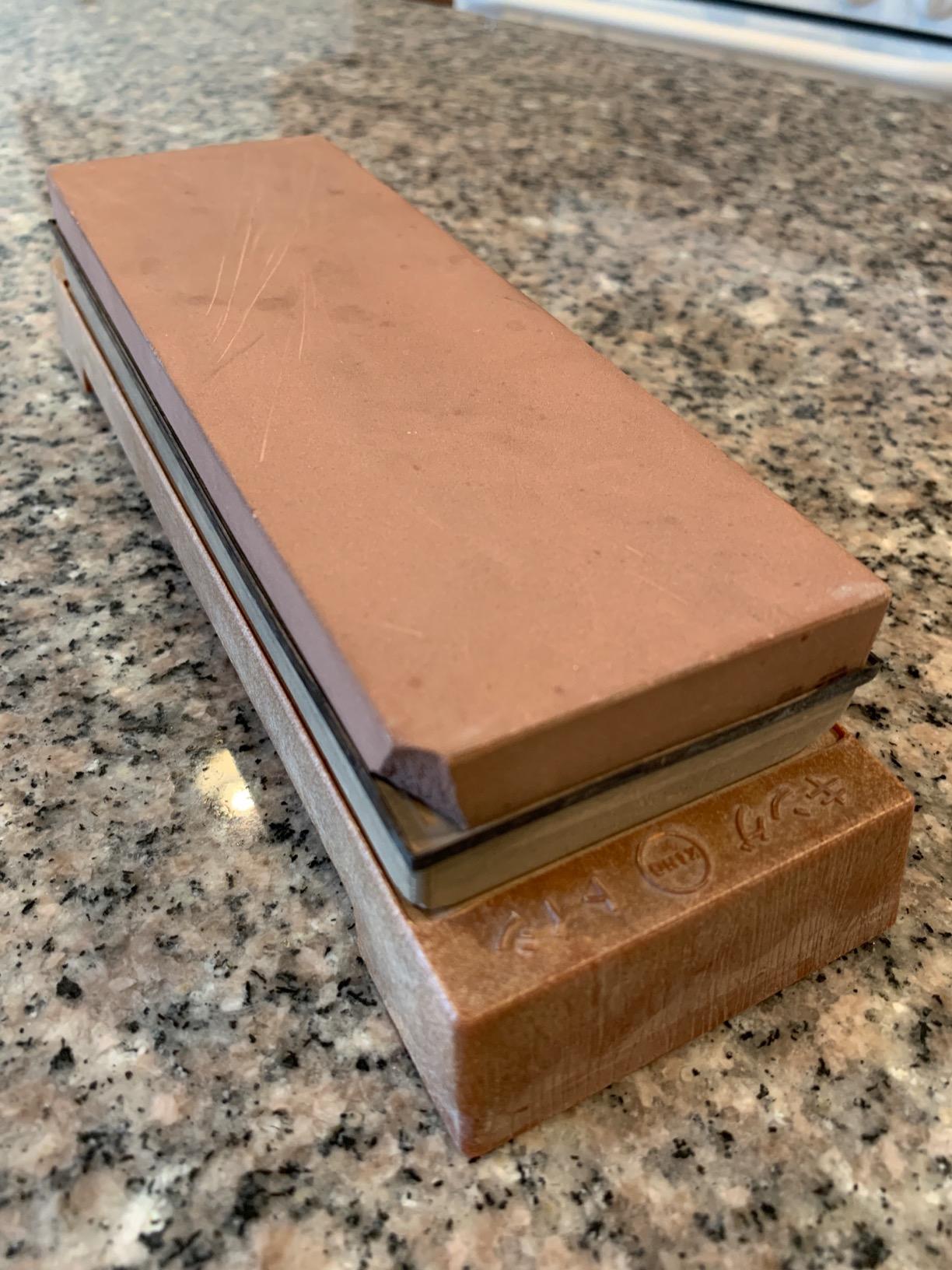 KING KW65 1000/6000 Grit Combination Whetstone with Plastic Base customer photo 2