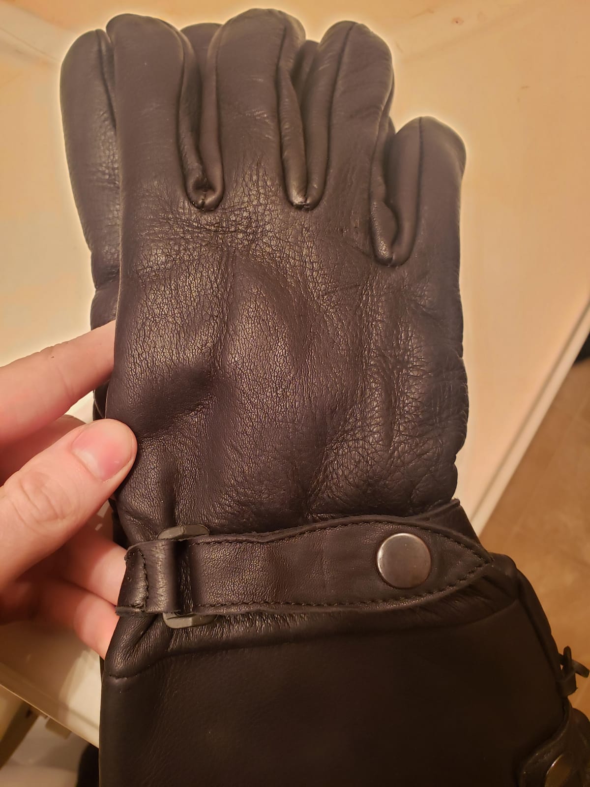 Milwaukee Leather SH857 Men's Black Deerskin Thermal Lined Gauntlet Gloves customer photo 1