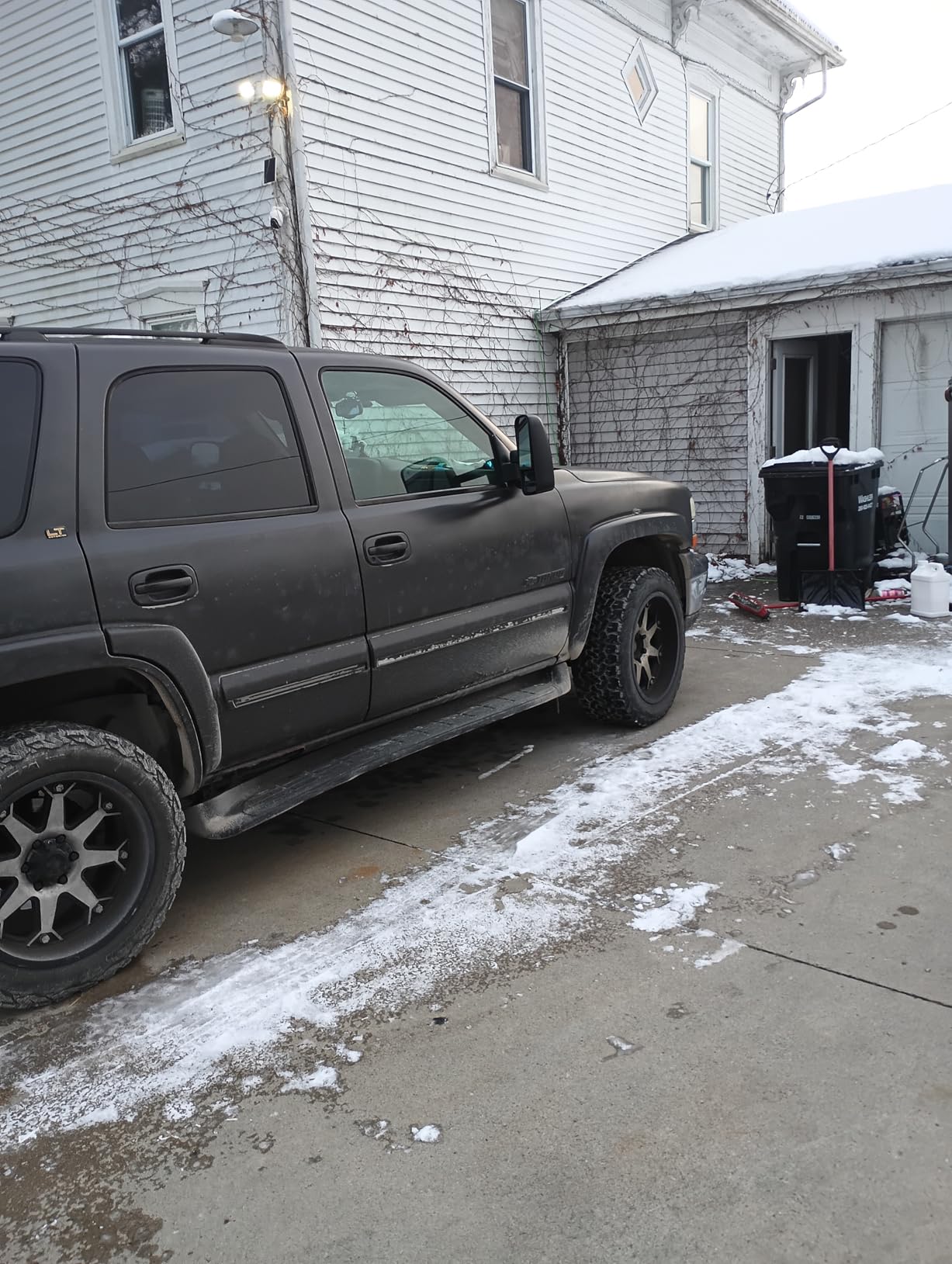 YITAMOTOR Tow Mirrors for 1999-2007 Chevy GMC Silverado Sierra (07 Classic) customer photo 1