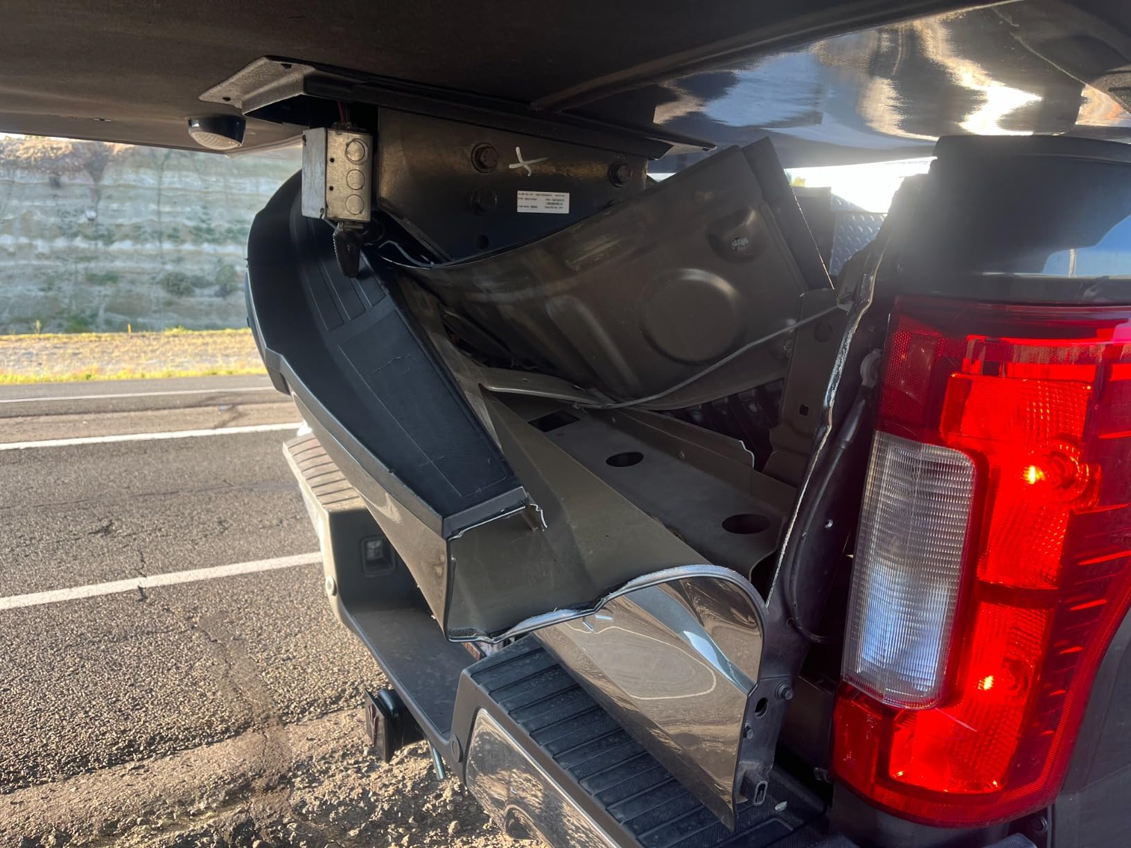 PullRite 2914 OE Puck Series SuperGlide Hitch 20K for Ford, Black customer photo 1