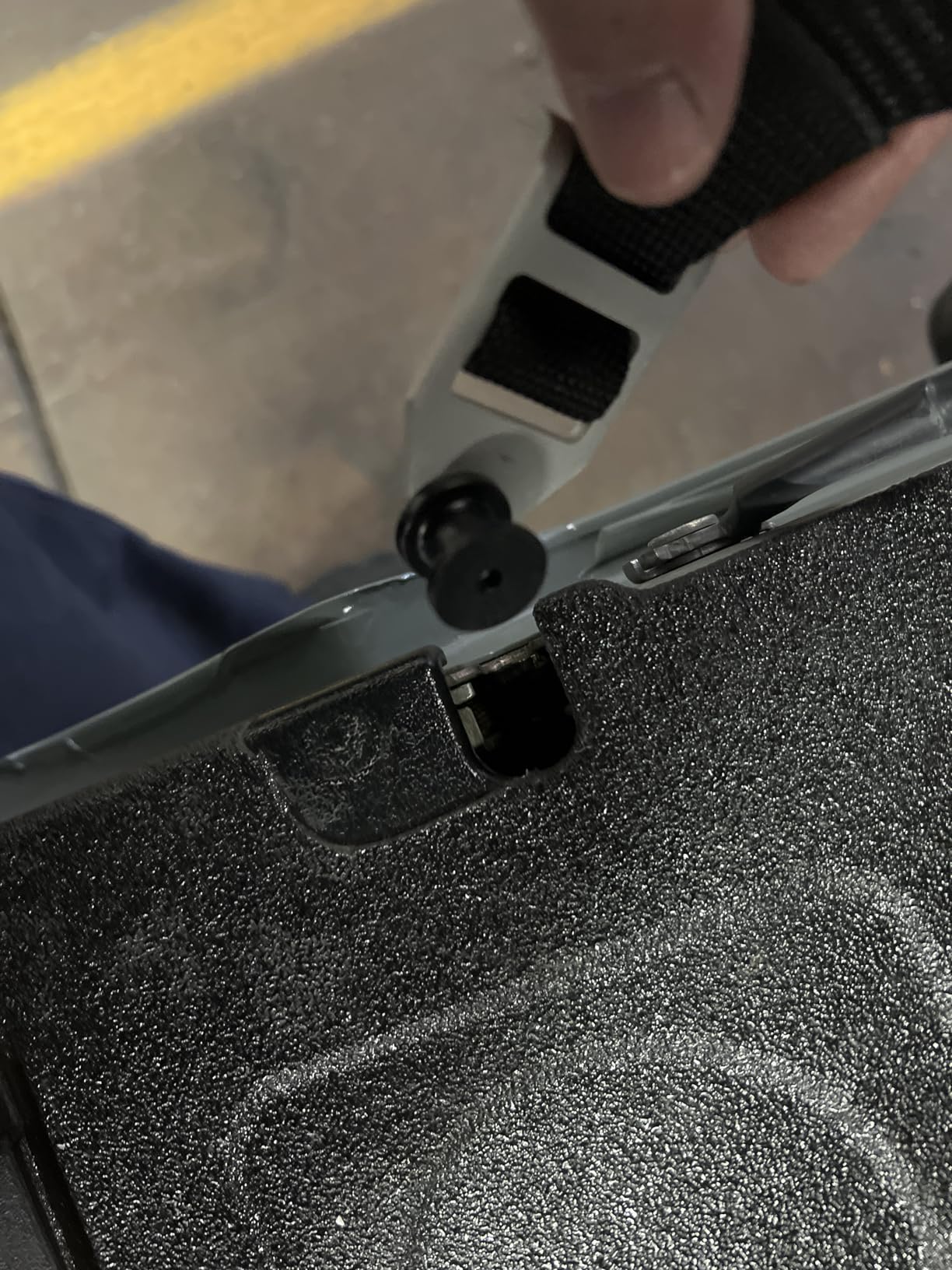 Lund-in-Motion Universal Truck BedXTender by AMP Research | 74825-01LR | Fits all Full-Size & Mid-Size Pickup Trucks customer photo 1