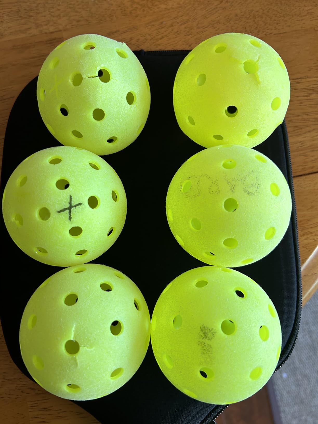 Onix Fuse G2 Outdoor Pickleball Balls USA Pickleball Approved customer photo 1