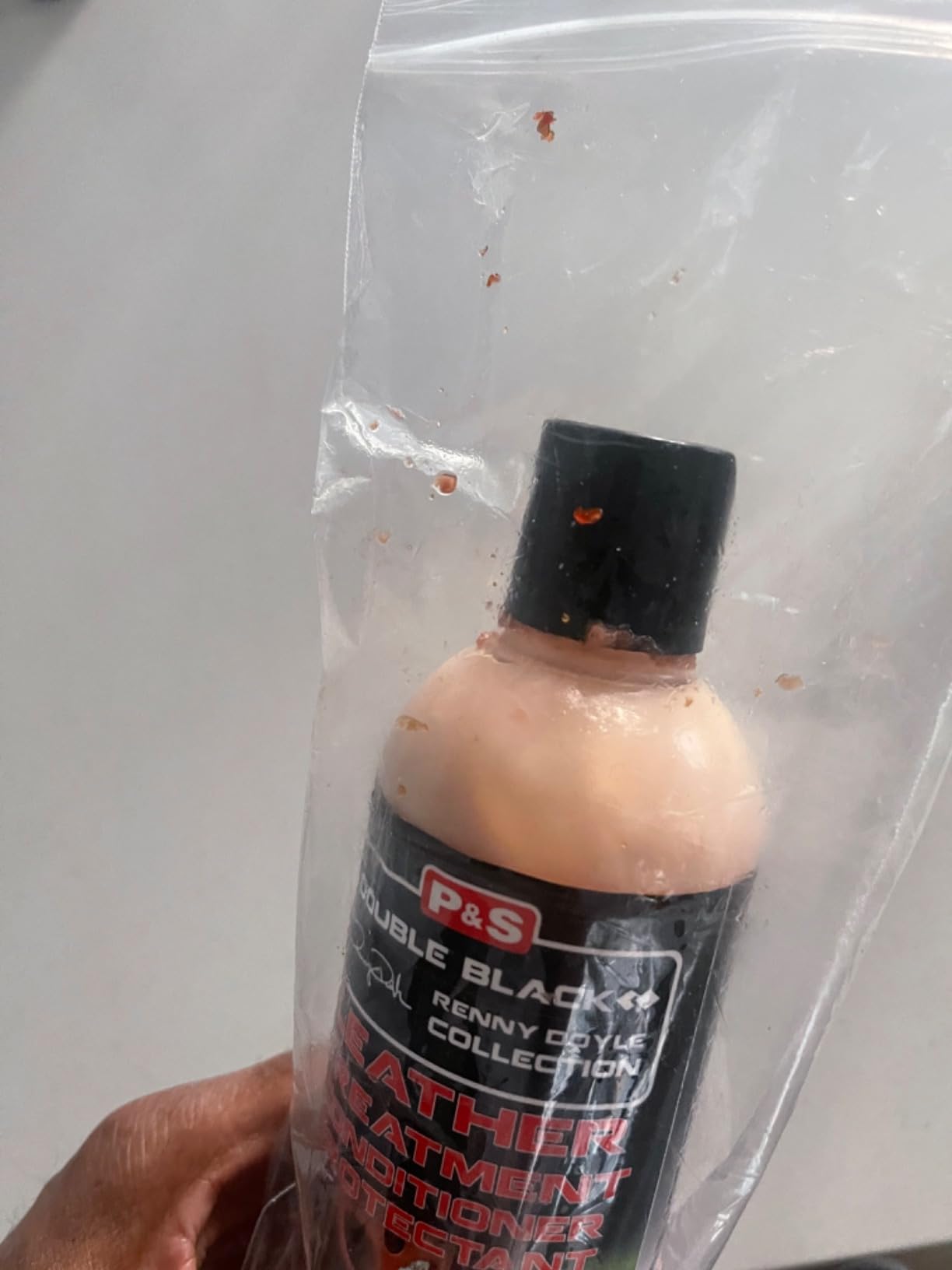 P & S Professional Detail Products – Premium Leather Conditioner & Protectant – Revives & Reconditions Leather – UV Protection & Intense Leather Scent - 1 Pint customer photo 2