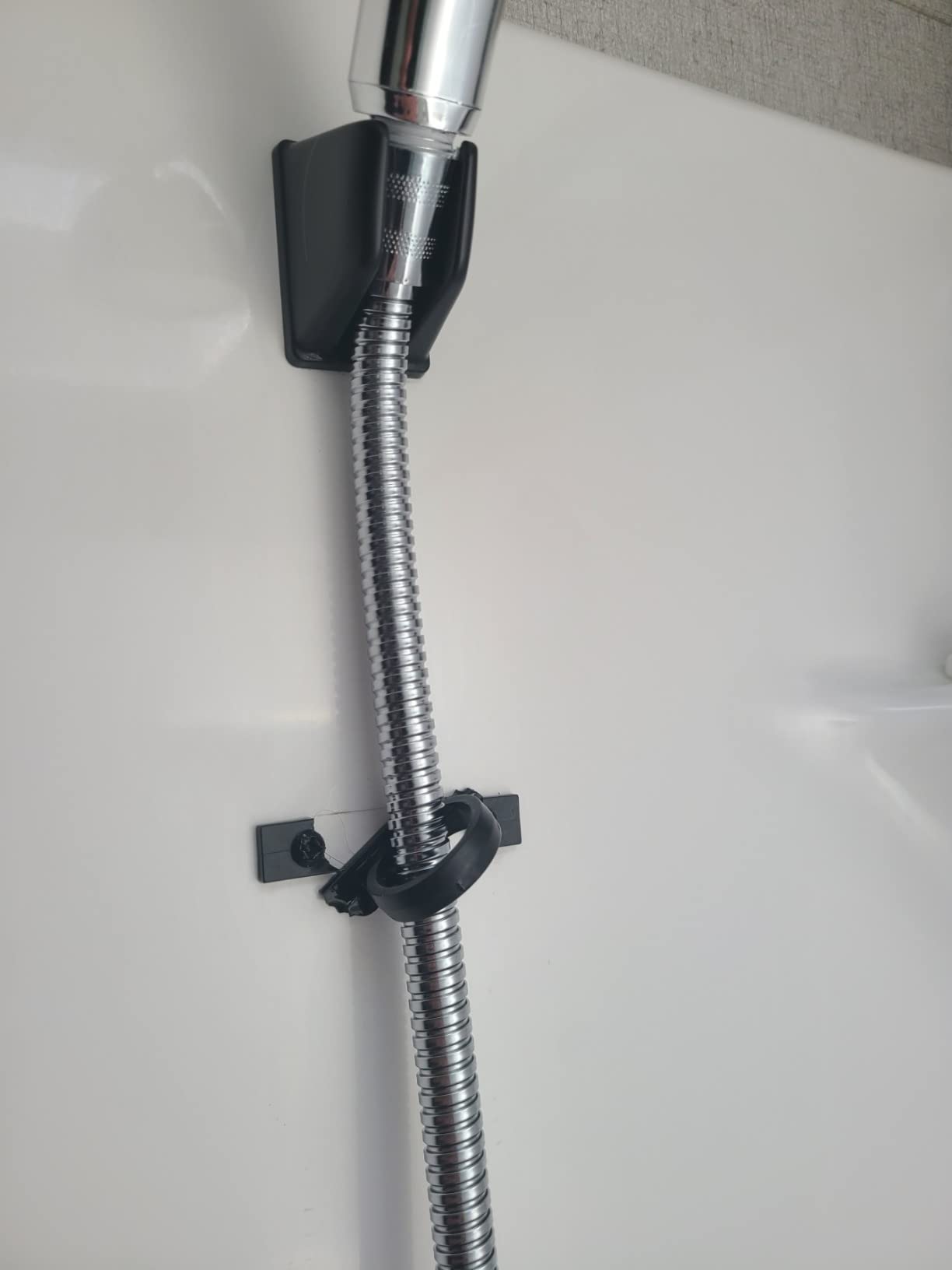 Modern 3-Setting Detachable Shower Head with 59-Inch Hose, High Pressure Water Saving, 360 Rotating Adjustable Handheld Shower Head with ON/OFF Switch and 3 Spray Modes, Chrome Finish customer photo 2