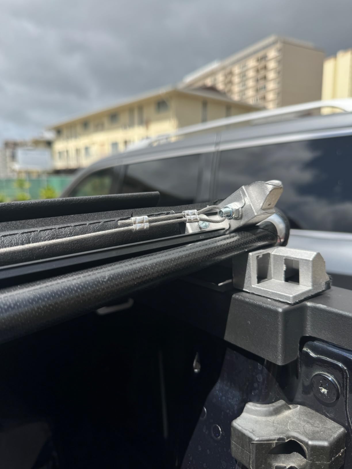 X XCOVER Soft Locking Roll Up Tonneau Cover, Compatible with 2015-2025 F150 Pickup 6.5 Ft Bed customer photo 2