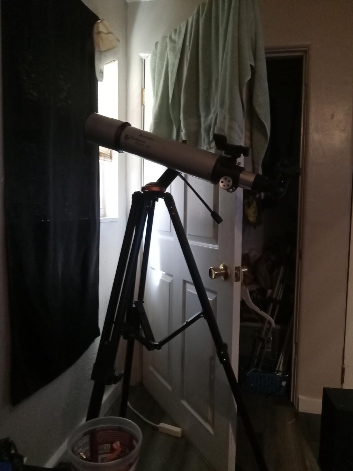 Celestron StarSense Explorer DX 102AZ App-Enabled Refractor Telescope customer photo 1