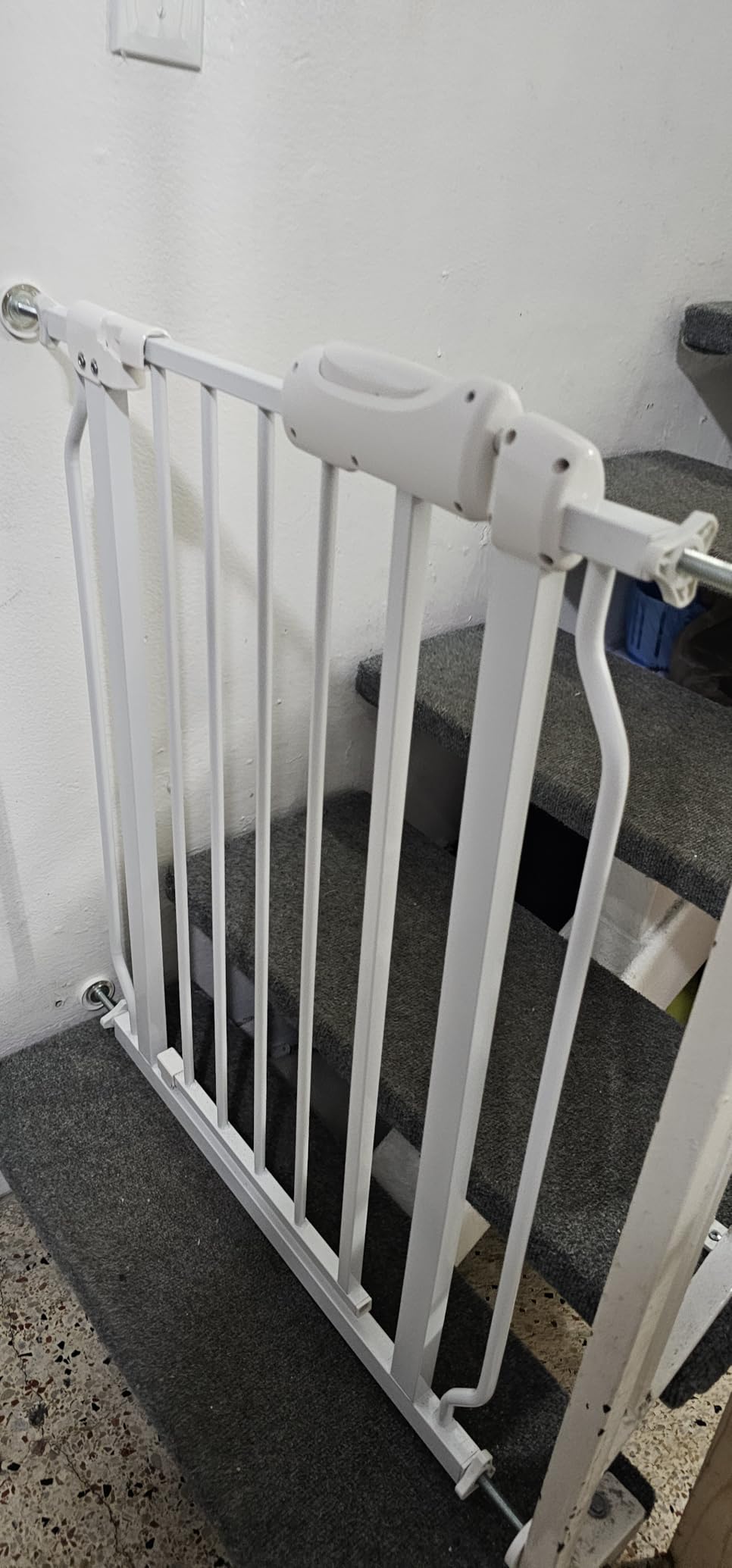 Extra Wide Baby & Dog Gate 62-67 Inch Pressure Mount Indoor Safety Gate customer photo 1