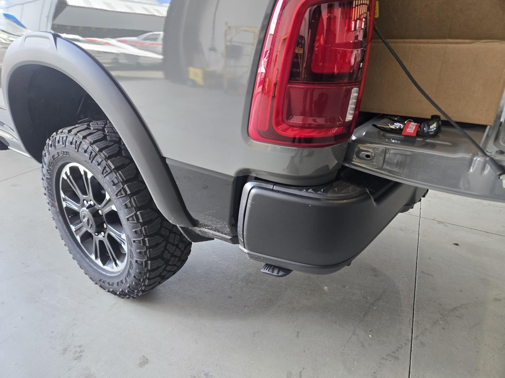 Bed Step Compatible with 2019-2024 Dodge Ram 2500 3500 Replaces# 82215842AE customer photo 2