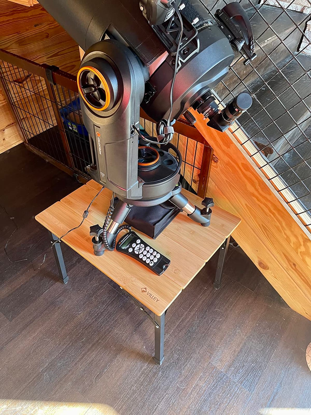Celestron Tabletop Tripod for NexStar SE, NexStar Evolution & Origin customer photo 1