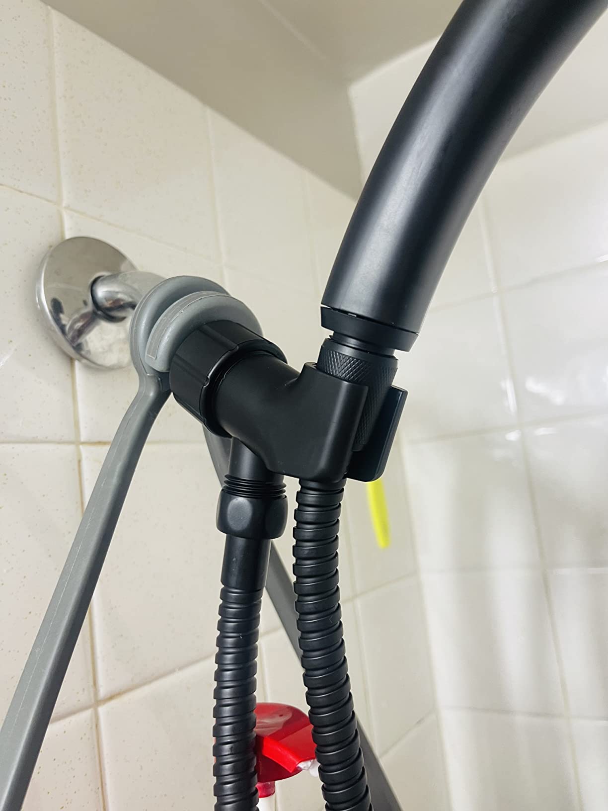 SINGSUO High Pressure Handheld Shower Head with On Off Switch customer photo 2