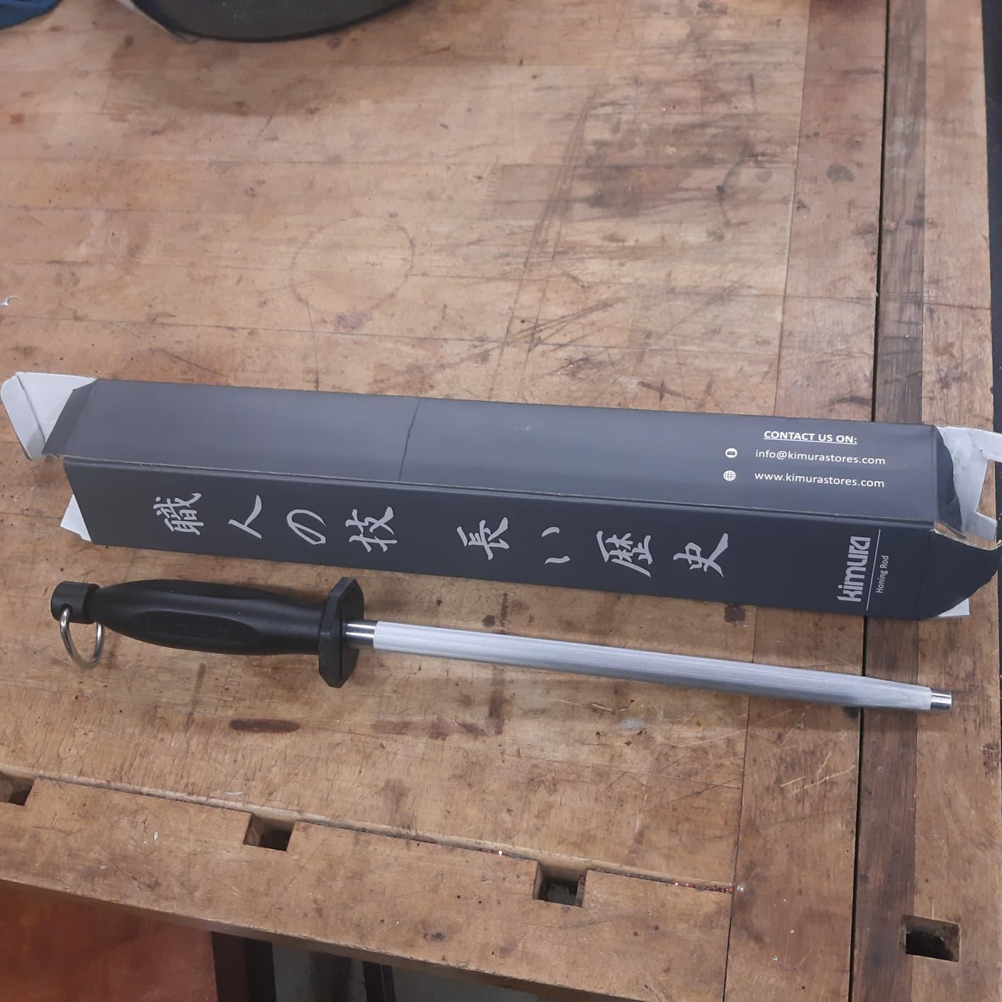 Kimura® Professional Honing Steel, 10 inch Honing Rod, Carbon Steel Knife Sharpener, Magnetized Steel, Ergonomic & Balanced Polypropylene Handle, Ideal for All Chef Knives, Japanese Gift Box customer photo 1