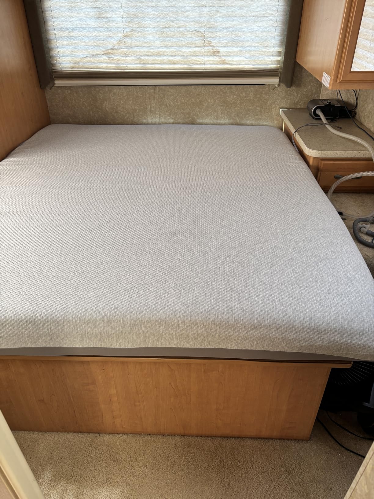 Zinus 8 Inch Short Queen Ultima RV Memory Foam Mattress, Medium Firm Feel customer photo 2