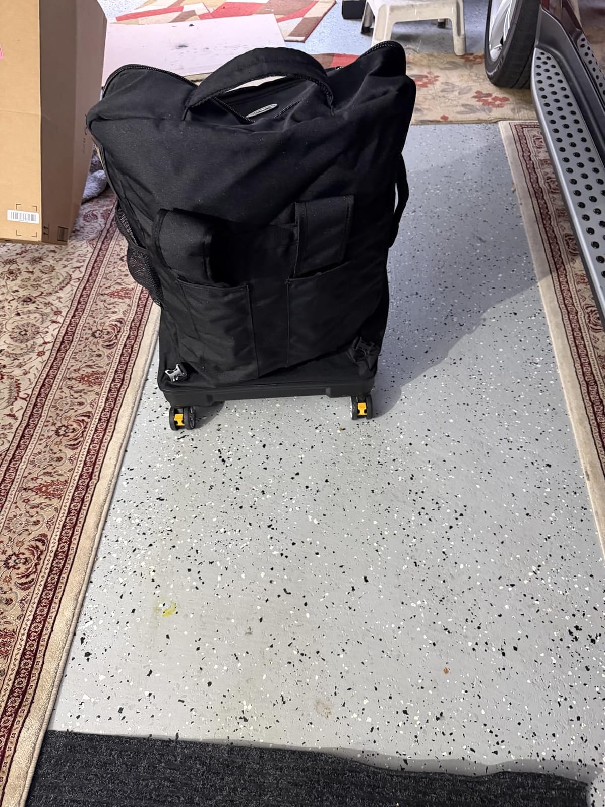 TUGUAN Car Seat Travel Bag for Airplane with Spinner Wheels, Infant Car Seat Bags for Air Travel with Hard Bottom, Padded Car Seat Backpack, Large Car Seat Storage Bag Airport Check, Green customer photo 2