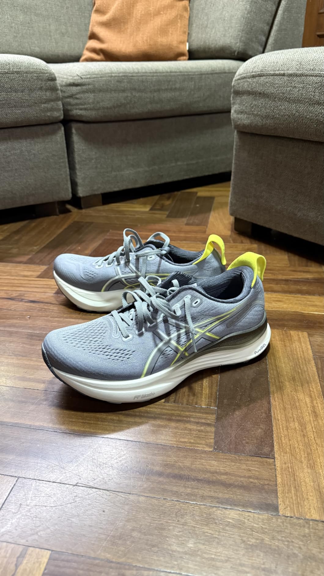 ASICS Men's Gel-Kayano 32 Running Shoes customer photo 2