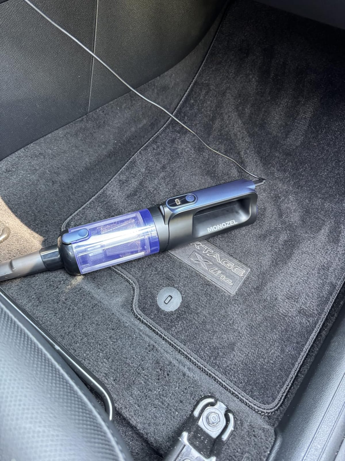 MONOZEL Car Vacuum Portable Cordless, 18000Pa 2 in 1 Vacuum Cleaner&Air Duster, 130W Brushless Motor Handheld Vacuum Cordless with 7800mAh Battery, LED Light, Multi-Nozzles for Car, Home, Office, Pet customer photo 2