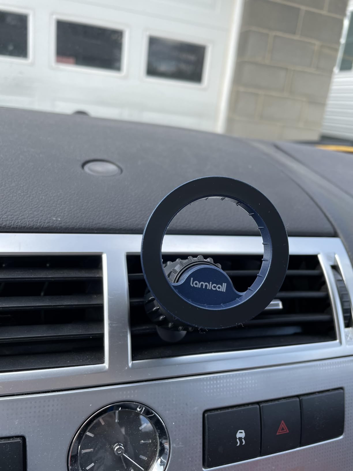Lamicall 15W for MagSafe Car Mount Charger Vent Dashboard 360° for iPhone customer photo 1