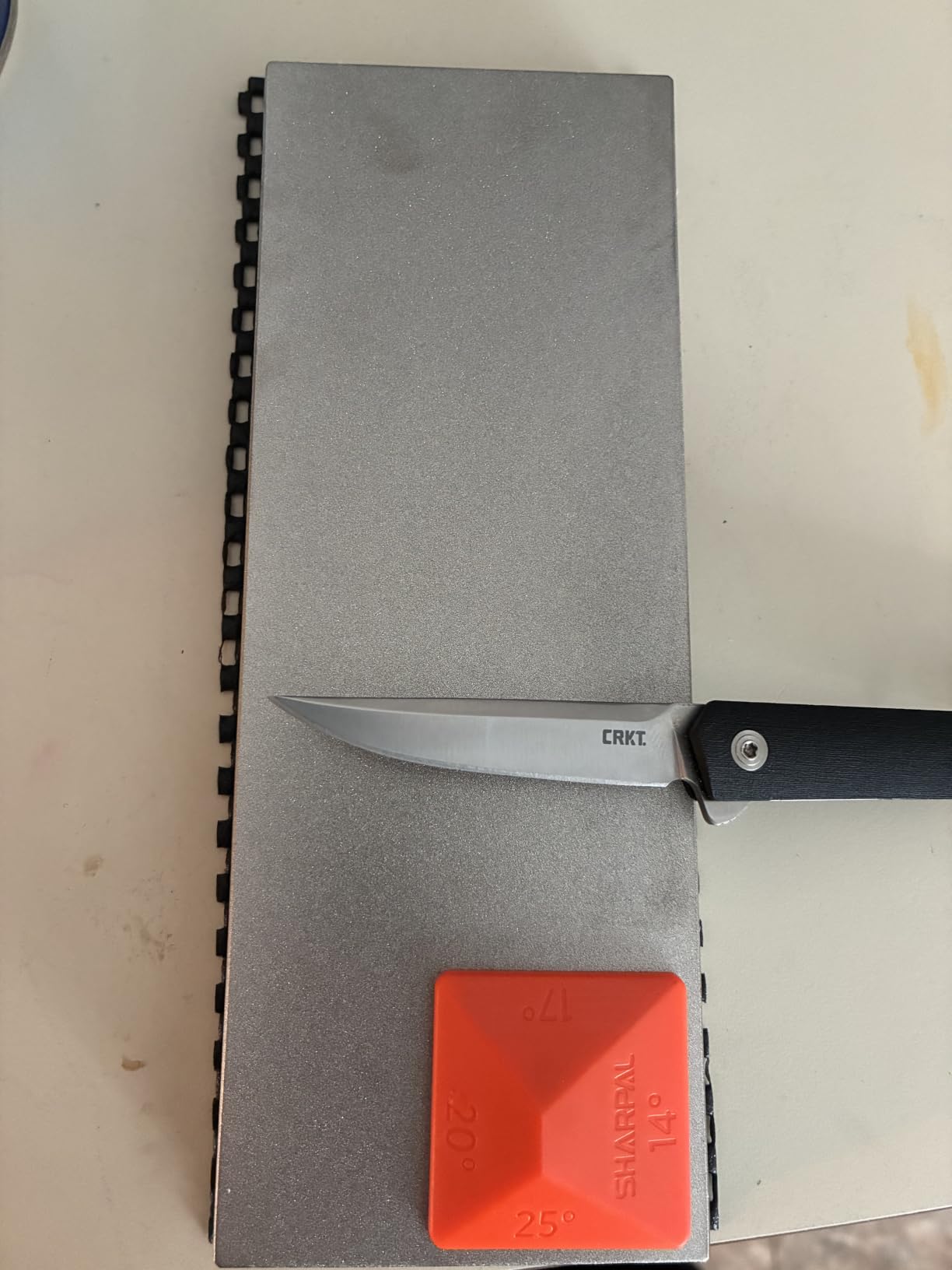 SHARPAL 168H Large 8