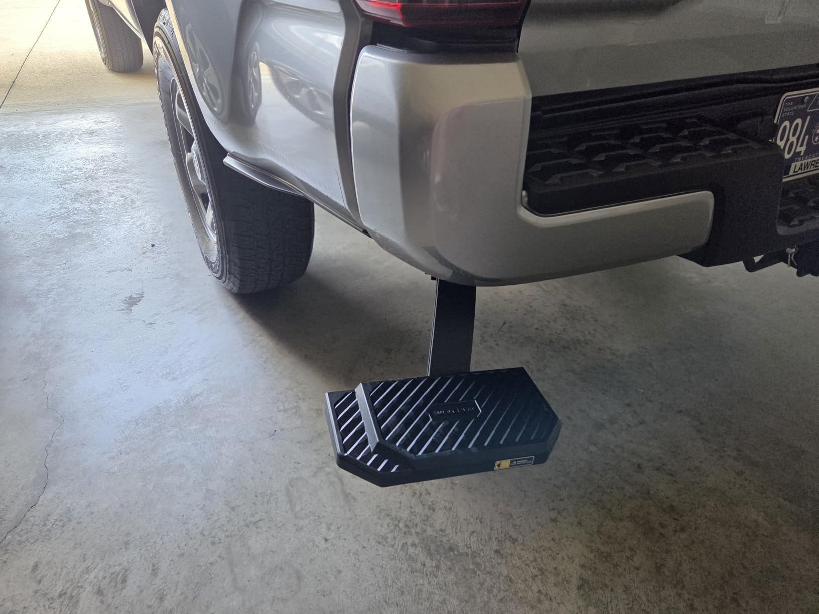 WOLFBOX Truck Bed Step for 2021-2027 Ford F-150/2022-2025 Lightning EV customer photo 2