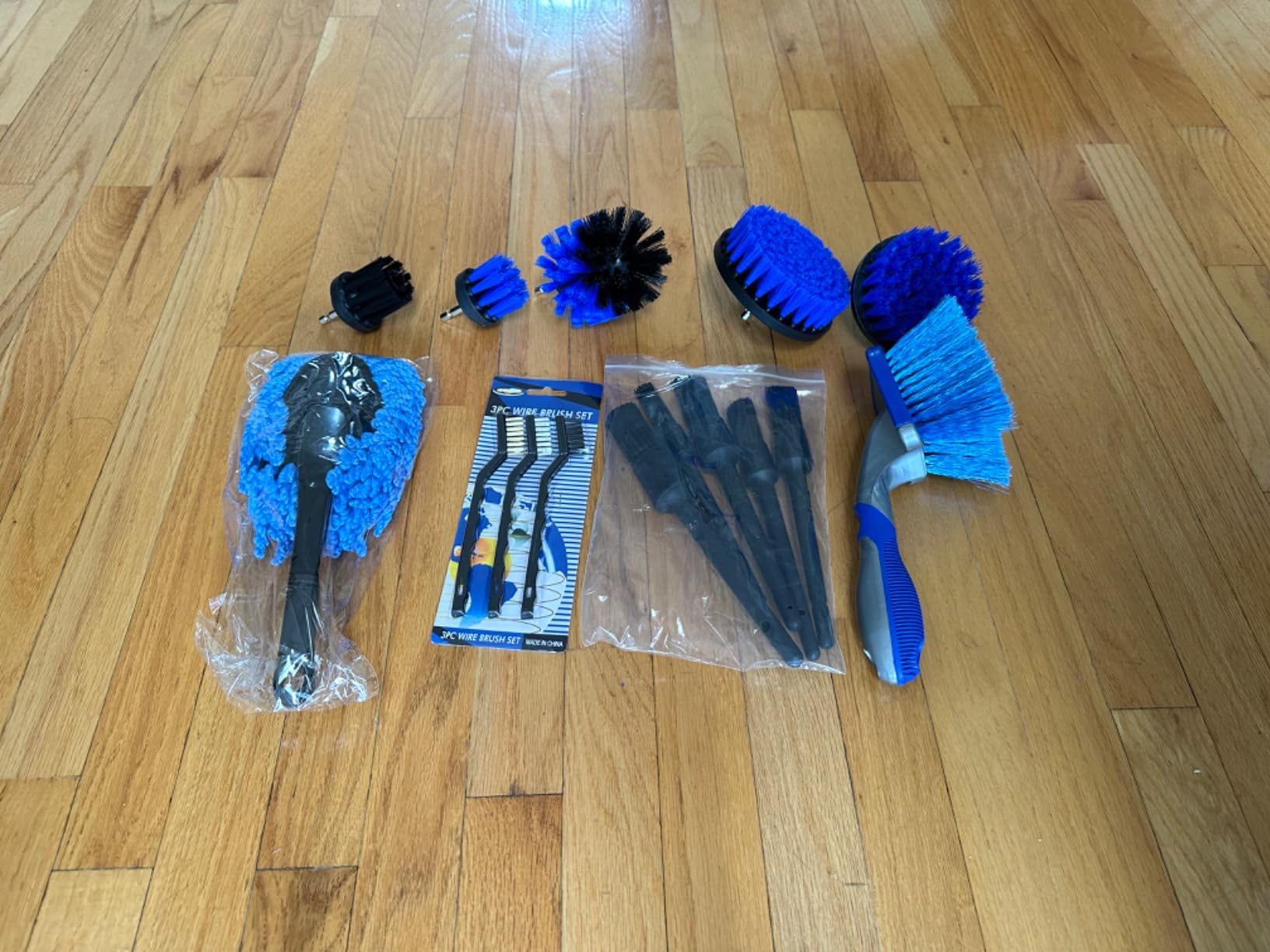 53 Pcs Car Detailing Kit, Car Cleaning Kit with 8000Pa Handheld Car Vacuum, Drill Brushes and Foam Gun, Car Wash Kit with Interior & Exterior Detailing Supplies for Cars, Trucks, SUVs customer photo 1