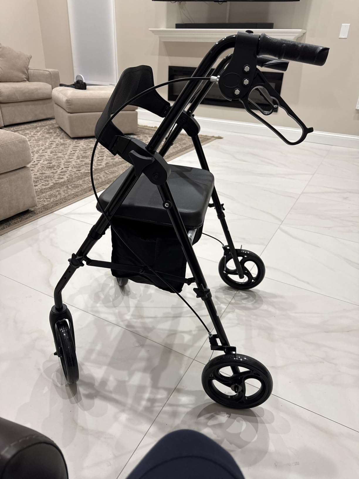 soundfuse Foldable Rollator Walkers for Seniors with 16
