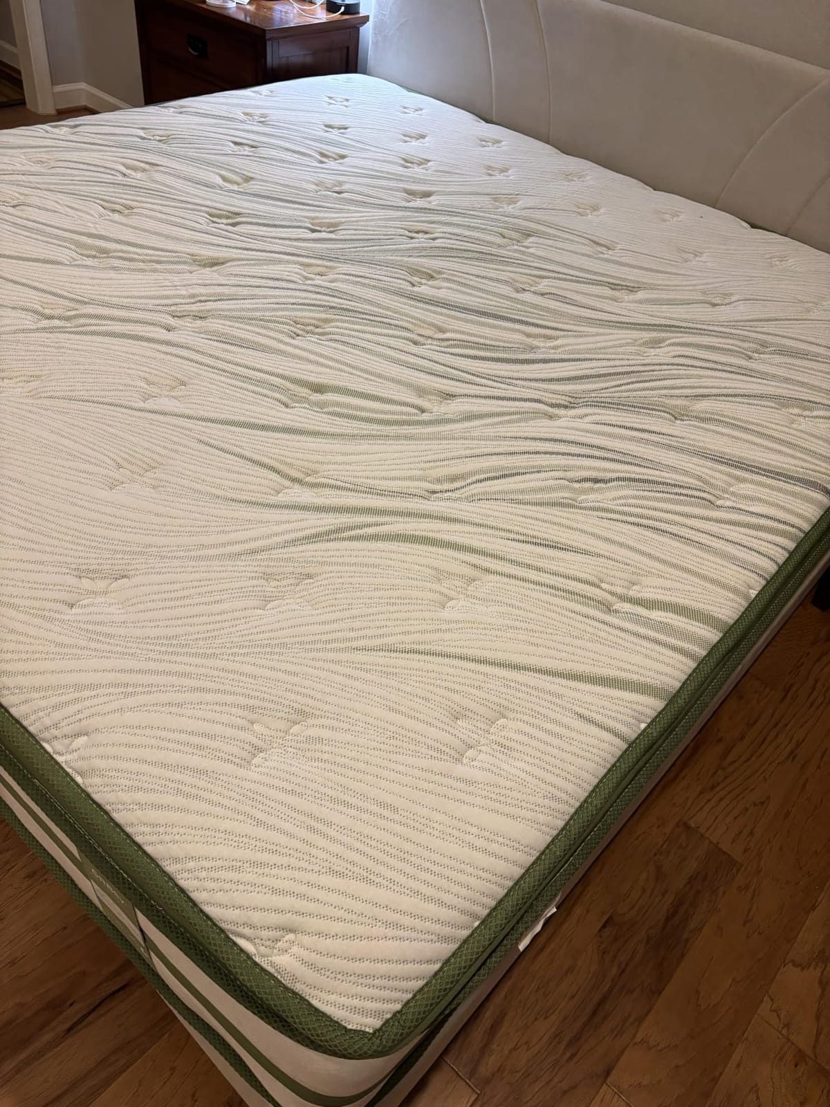 12 Inch RV Mattress Short Queen, Hybrid Memory Foam Mattress Medium Firm, 7-Zone Pocketed Coils for Back Pain Relief, Cooling Bed Mattresses in a Box, 365-Night Trial, Certified Safe Foams, 60x75'' customer photo 1