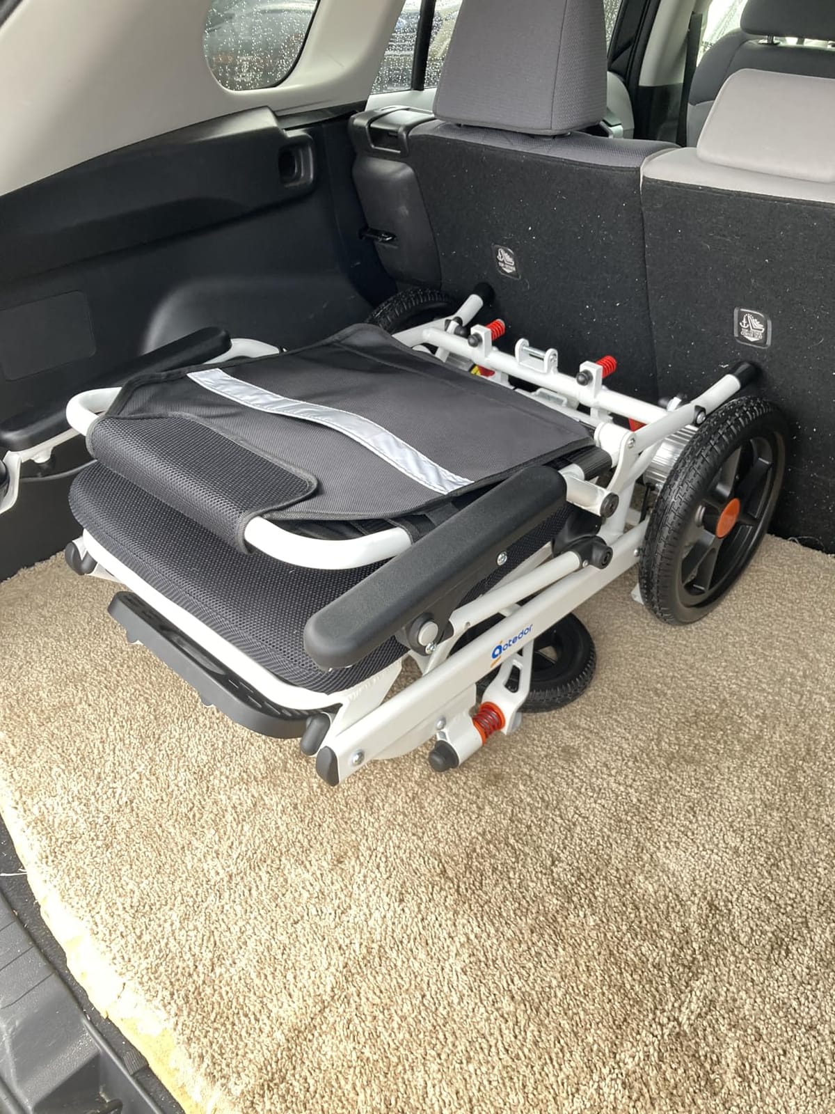 Aotedor Lightweight Electric Wheelchairs,39 lbs Foldable Power Wheelchair customer photo 1